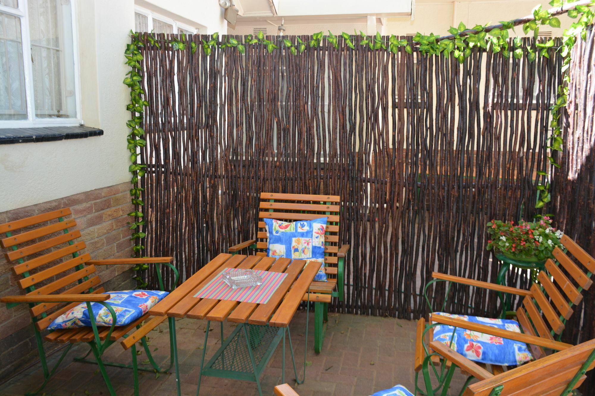 Blue Crane Guest House Bloemfontein Exterior photo
